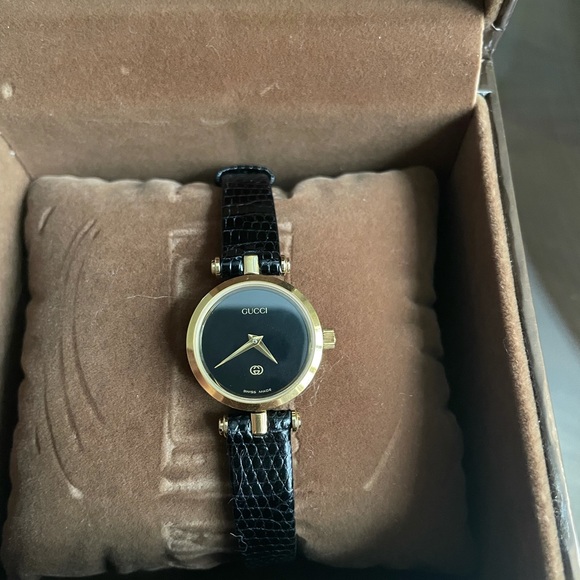 Vintage Gucci Watch - Picture 13 of 16